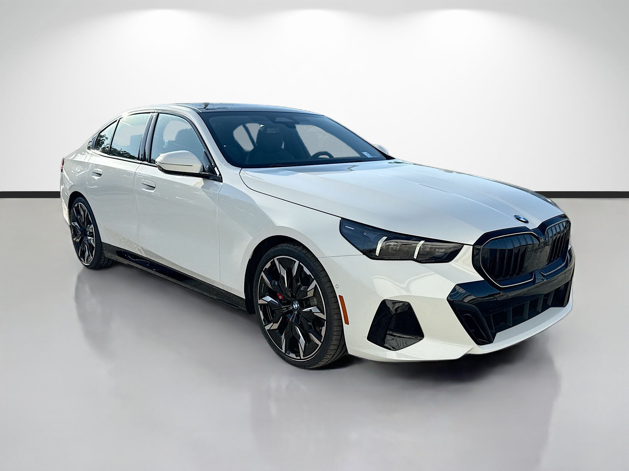 New 2027 BMW 530i xDrive w/ M Sport Package