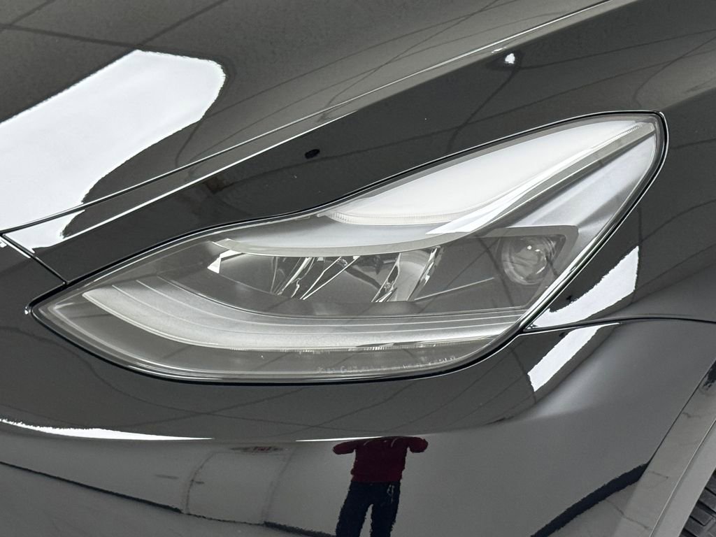 Used 2024 Tesla Model Y Long Range image 32