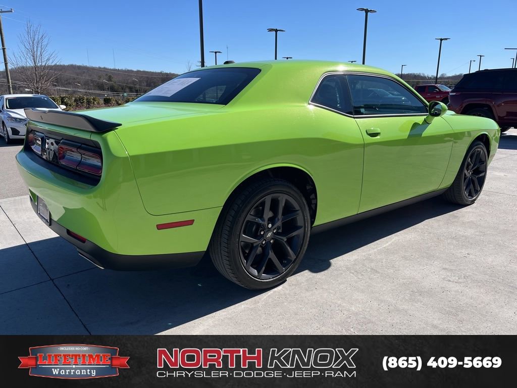 Used 2023 Dodge Challenger SXT w/ Blacktop Package image 17