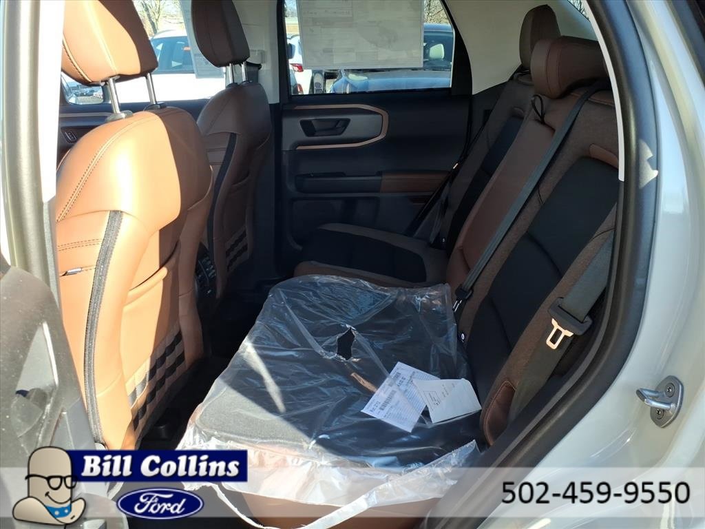 New 2025 Ford Bronco Sport Outer Banks image 5