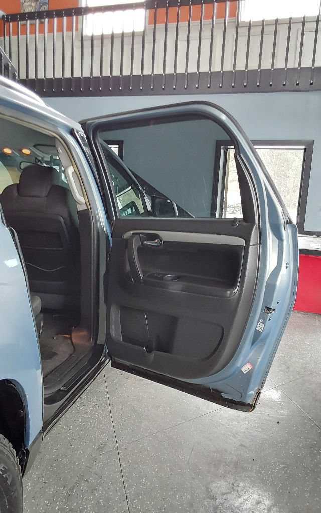 Used 2008 Saturn Outlook XE FWD image 15