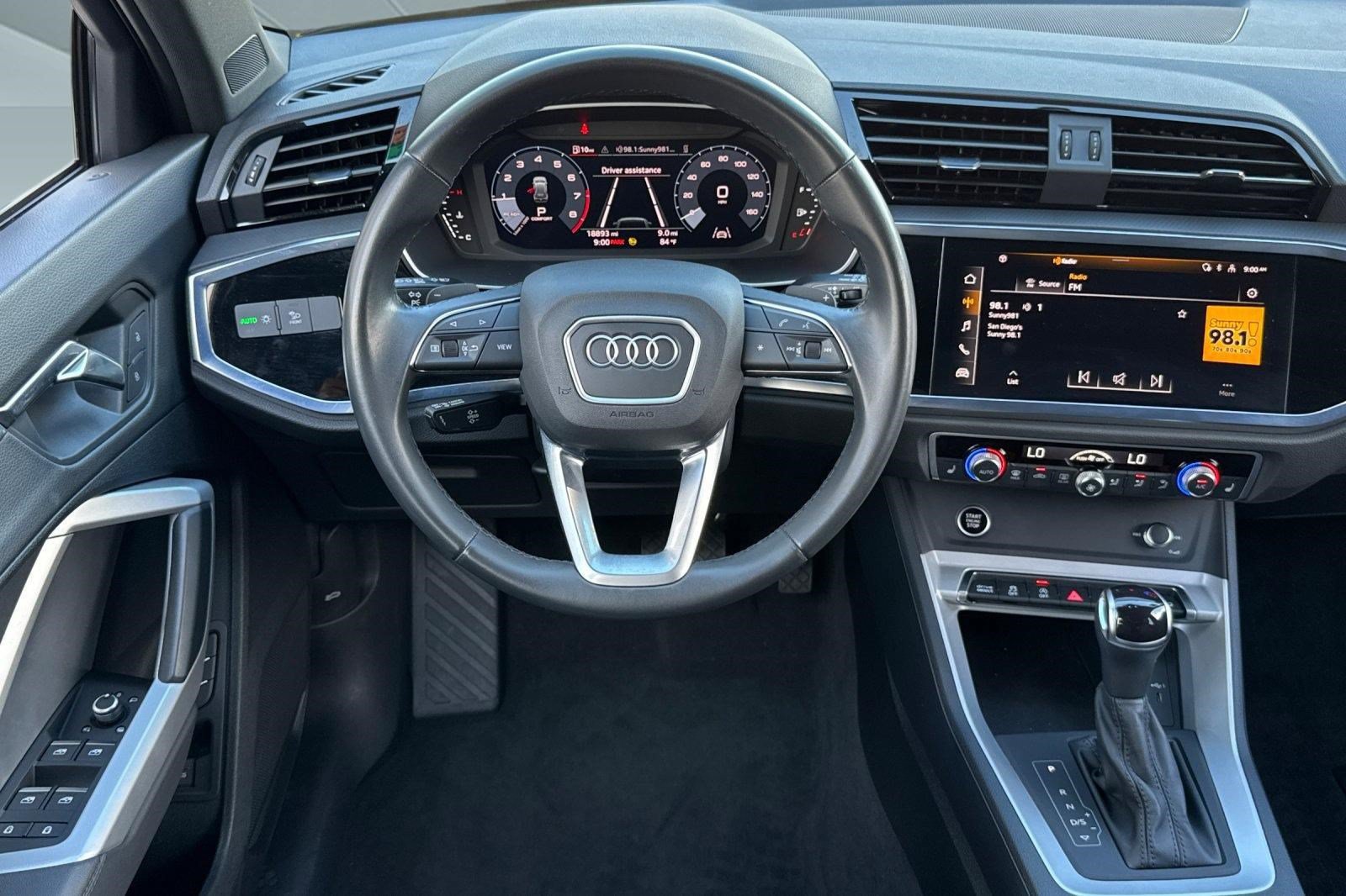 Used 2023 Audi Q3 2.0T Premium w/ Convenience Package AWD/4WD image 30
