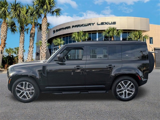 Used 2024 Land Rover Defender 110 X-Dynamic SE image 8