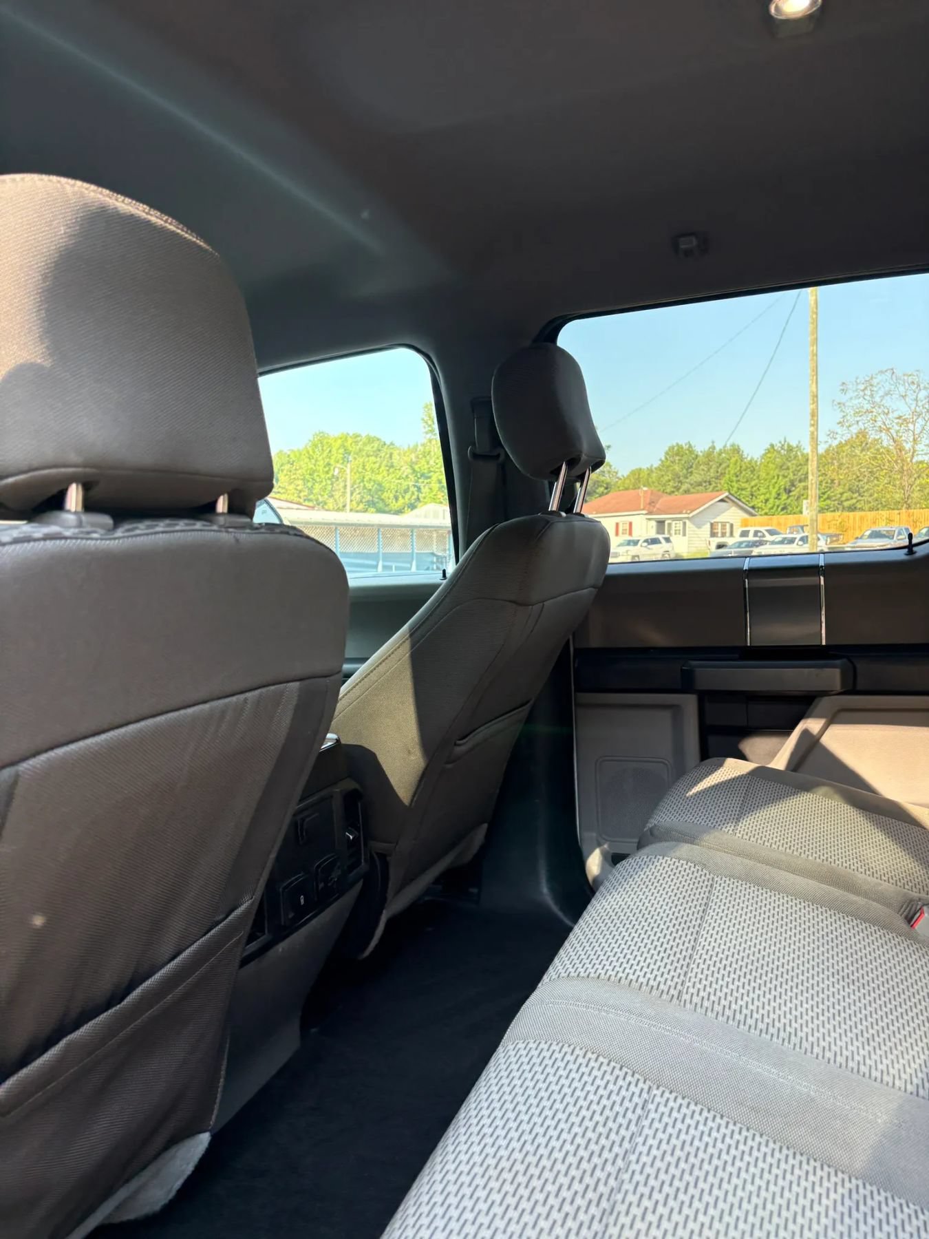 Used 2018 Ford F250 XLT w/ XLT Premium Package AWD/4WD image 31