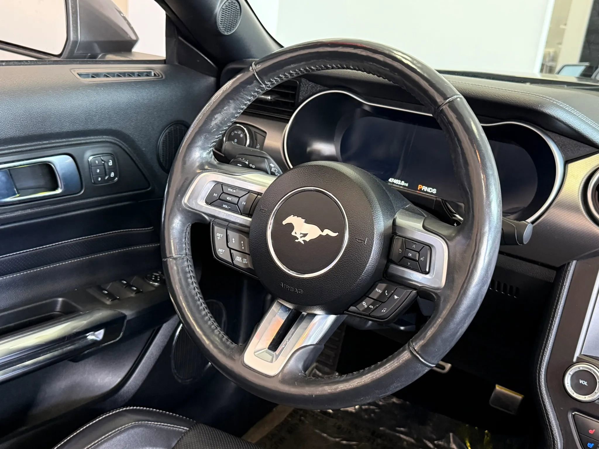 Used 2022 Ford Mustang Premium w/ Equipment Group 201A RWD image 17