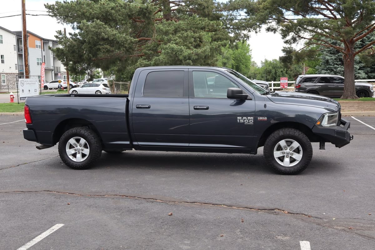 Used 2020 RAM 1500 Classic SLT RWD image 3