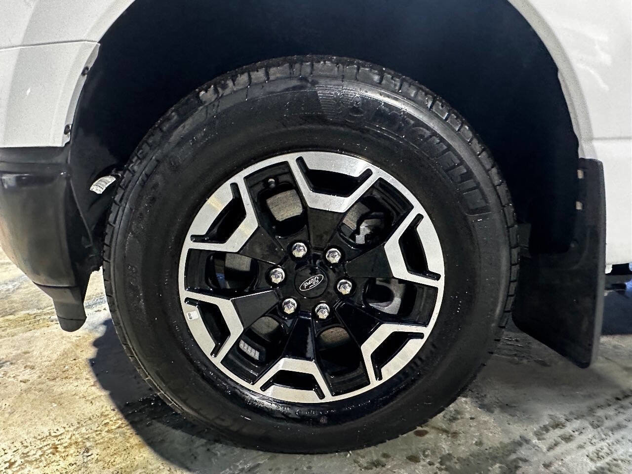 Used 2022 Ford F150 Lightning Pro image 27