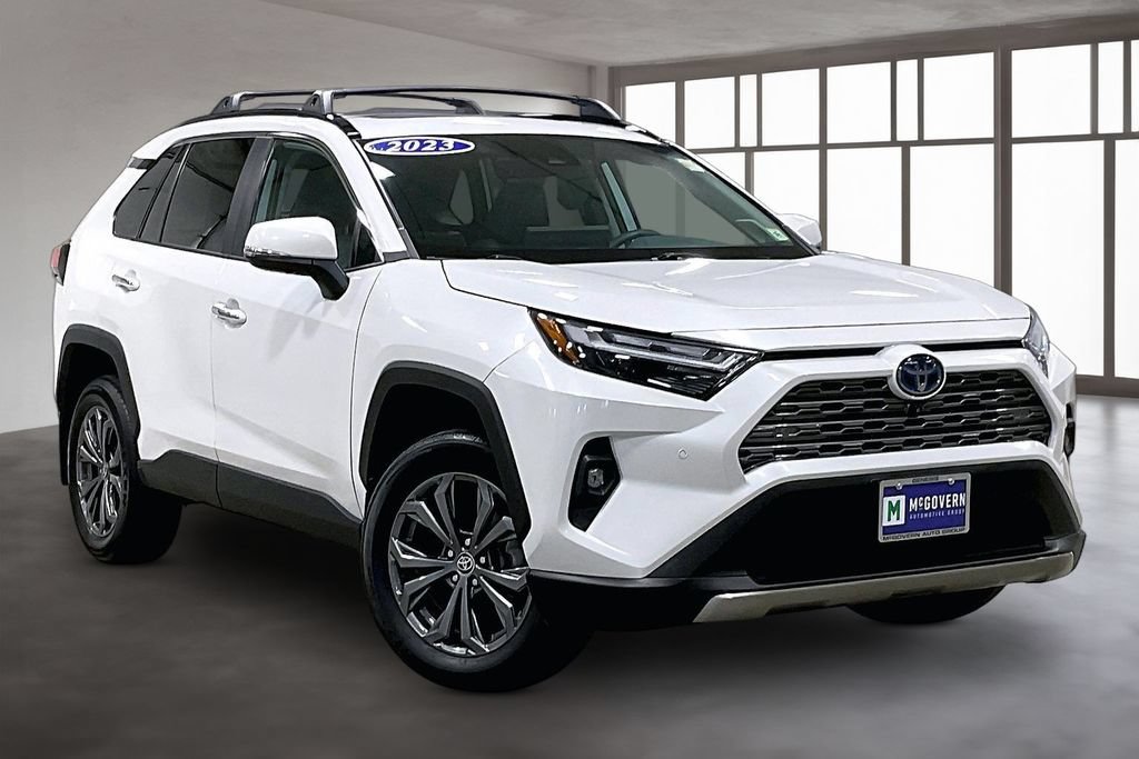Used 2023 Toyota RAV4 Limited AWD/4WD image 3