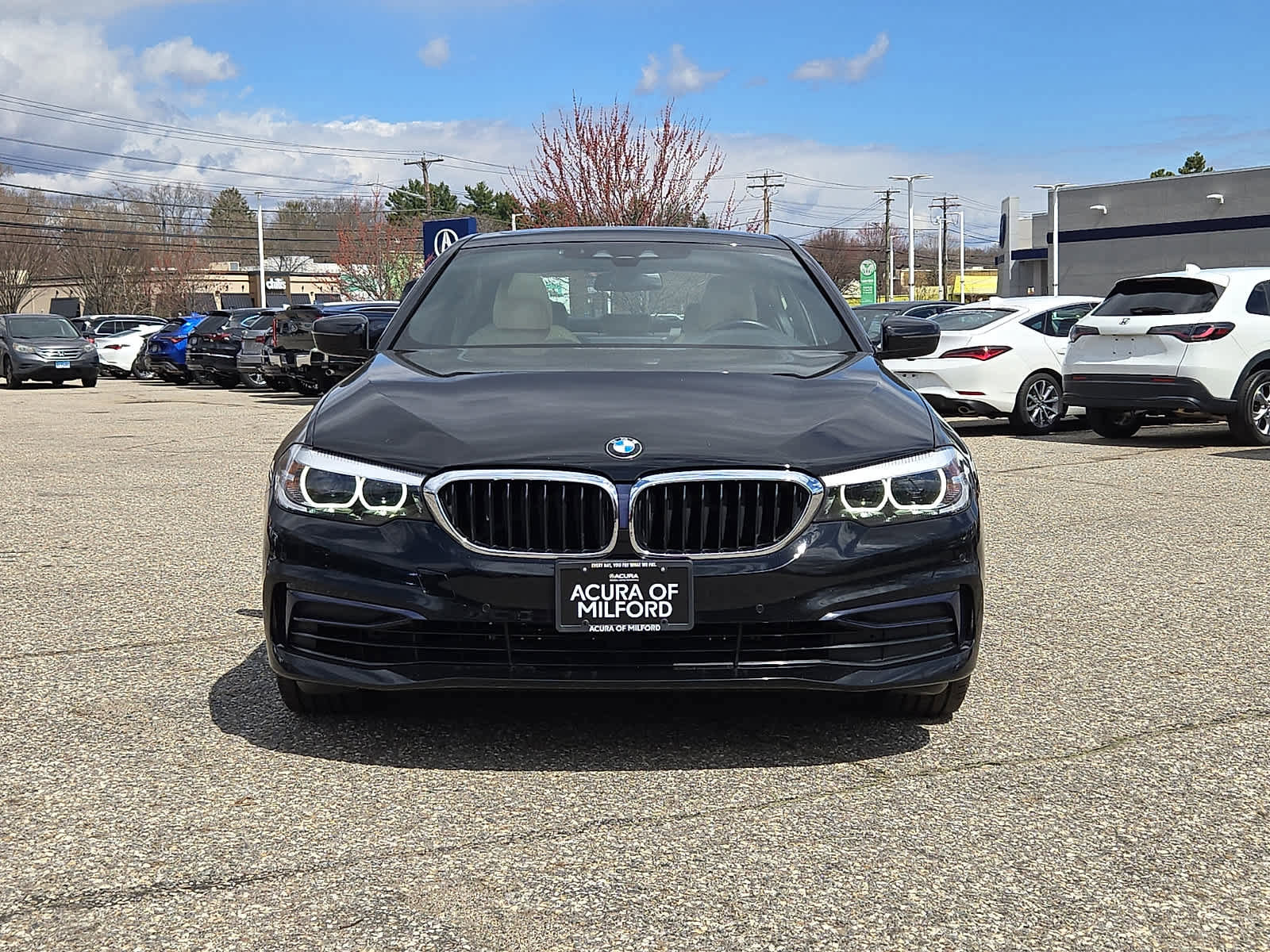 Used 2020 BMW 530i xDrive w/ Premium Package image 2