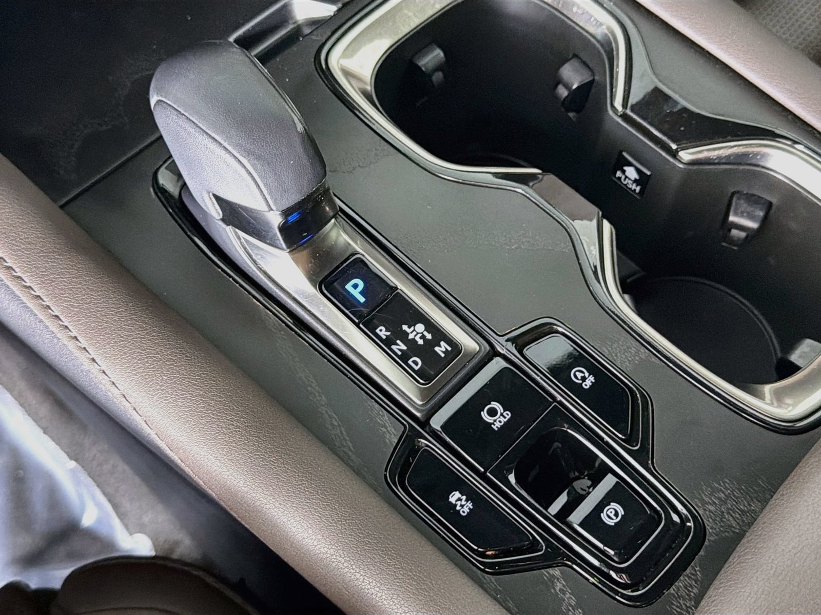 Used 2023 Lexus RX 350 FWD w/ Cold Area Package image 17
