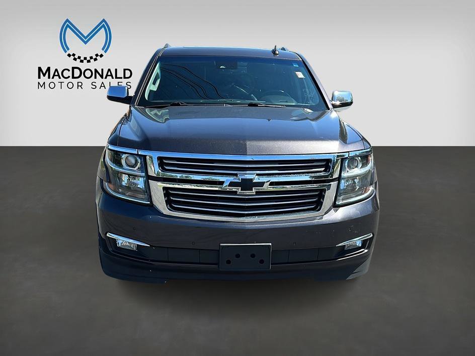 Used 2017 Chevrolet Suburban Premier AWD/4WD image 3