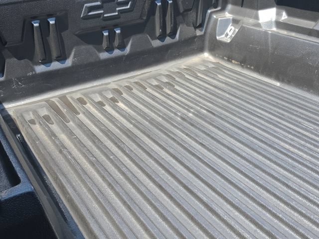 Used 2024 Chevrolet Colorado Trail Boss w/ Advanced Trailering Package AWD/4WD image 7
