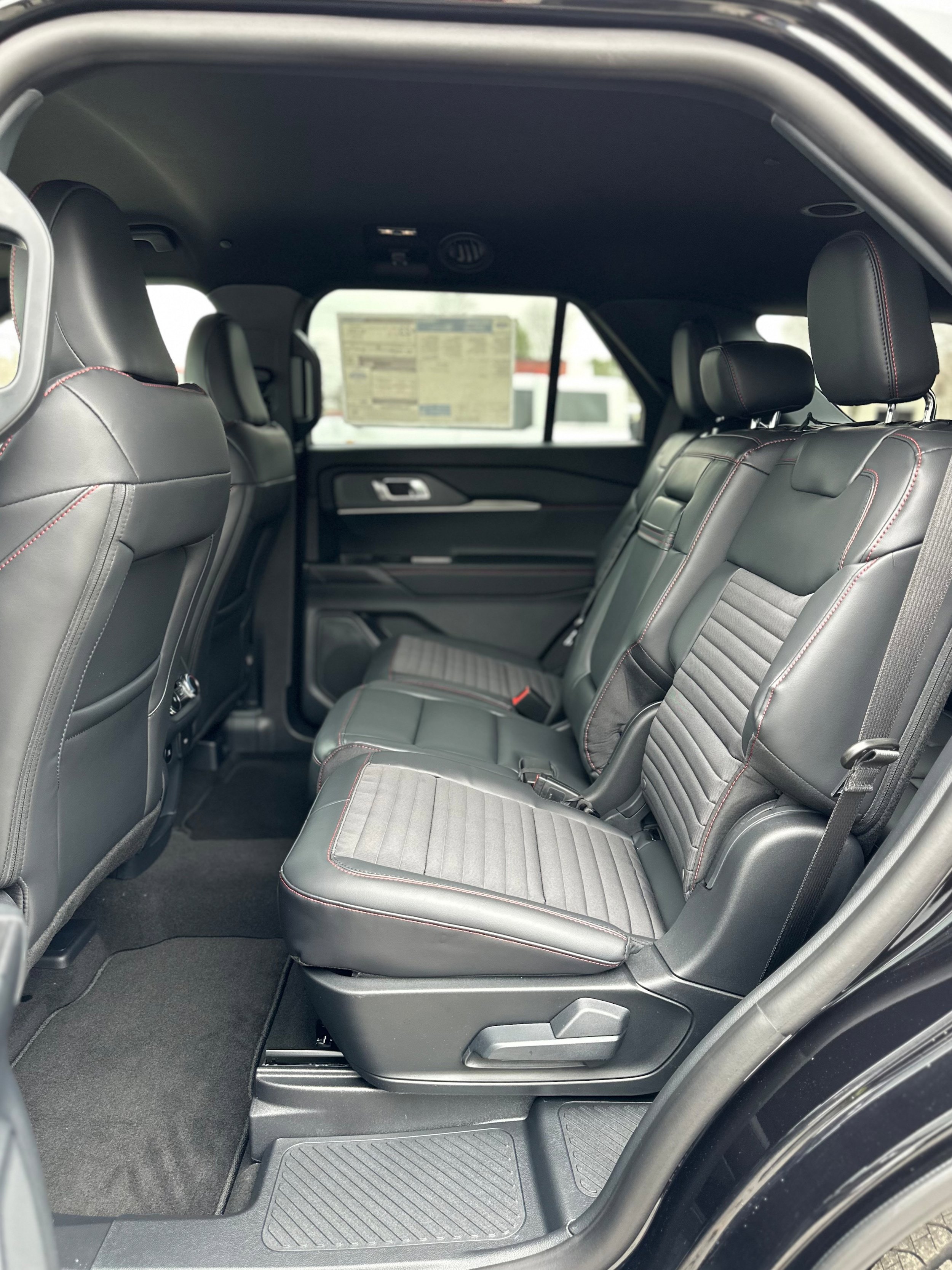 New 2026 Ford Explorer ST-Line AWD/4WD image 23