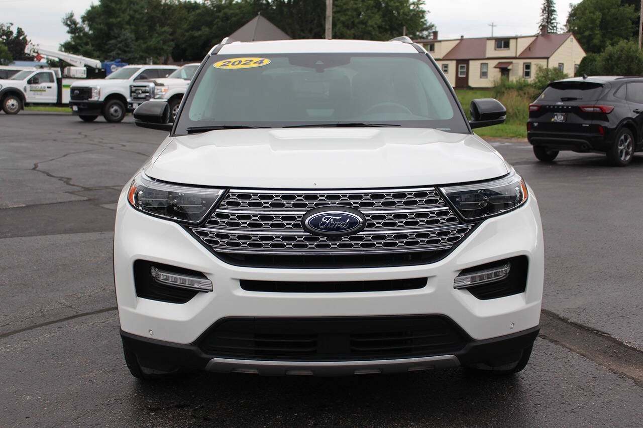 Used 2024 Ford Explorer Limited w/ Limited Technology Package AWD/4WD image 7