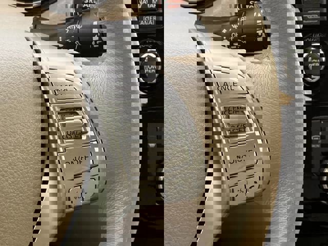 Used 2015 Nissan Rogue SL w/ SL Premium Package image 13