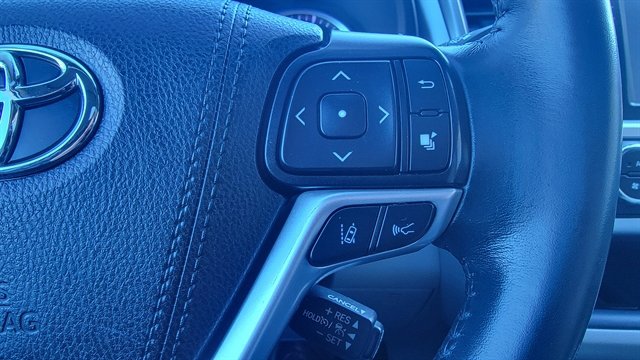 Used 2019 Toyota Highlander Limited AWD image 26