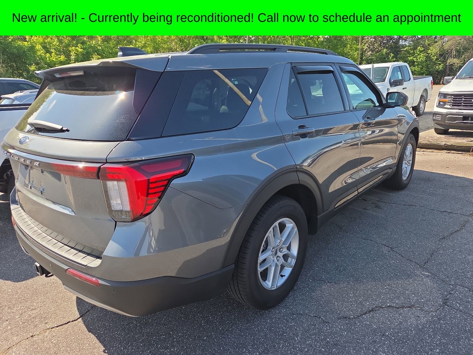 Used 2026 Ford Explorer Active w/ Active Comfort Package RWD image 4