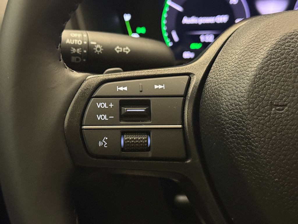 Used 2025 Honda Accord Sport image 29