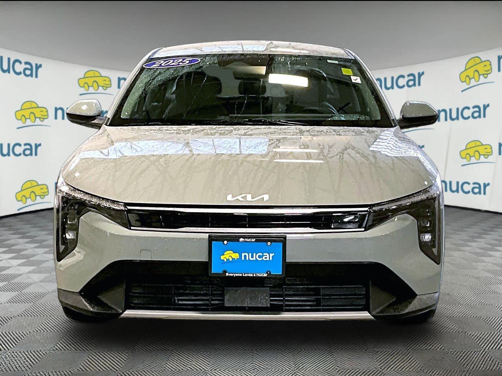 Used 2025 Kia K4 EX FWD image 2