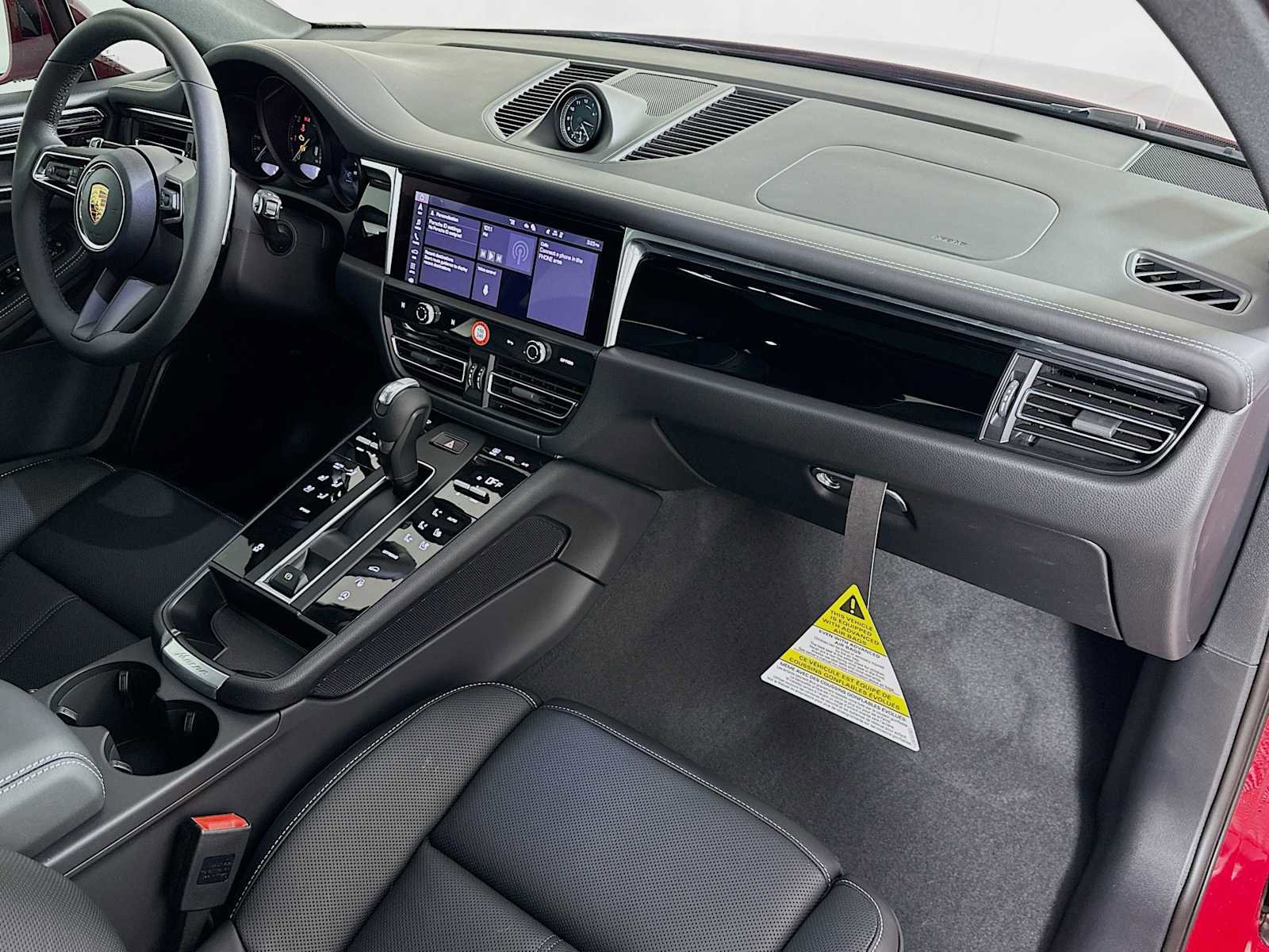 New 2026 Porsche Macan image 30