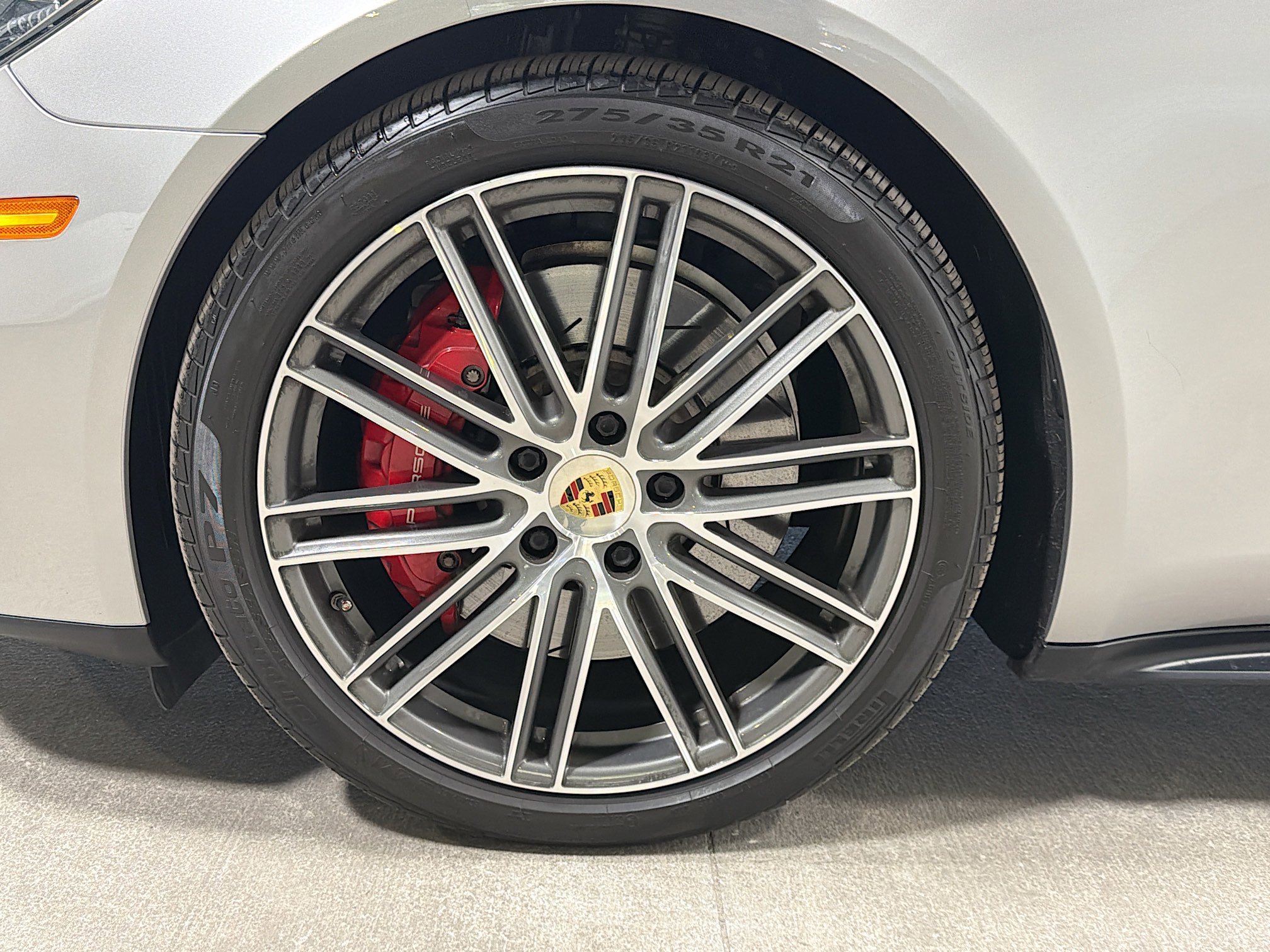 Used 2020 Porsche Panamera GTS image 41