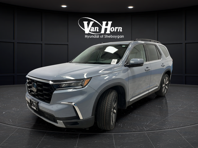 Used 2024 Honda Pilot Touring image 8