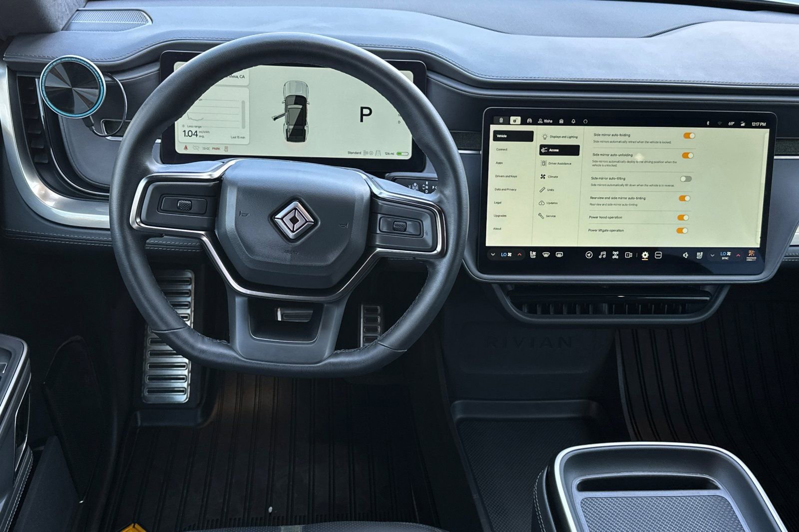 Used 2024 Rivian R1S Adventure AWD/4WD image 13