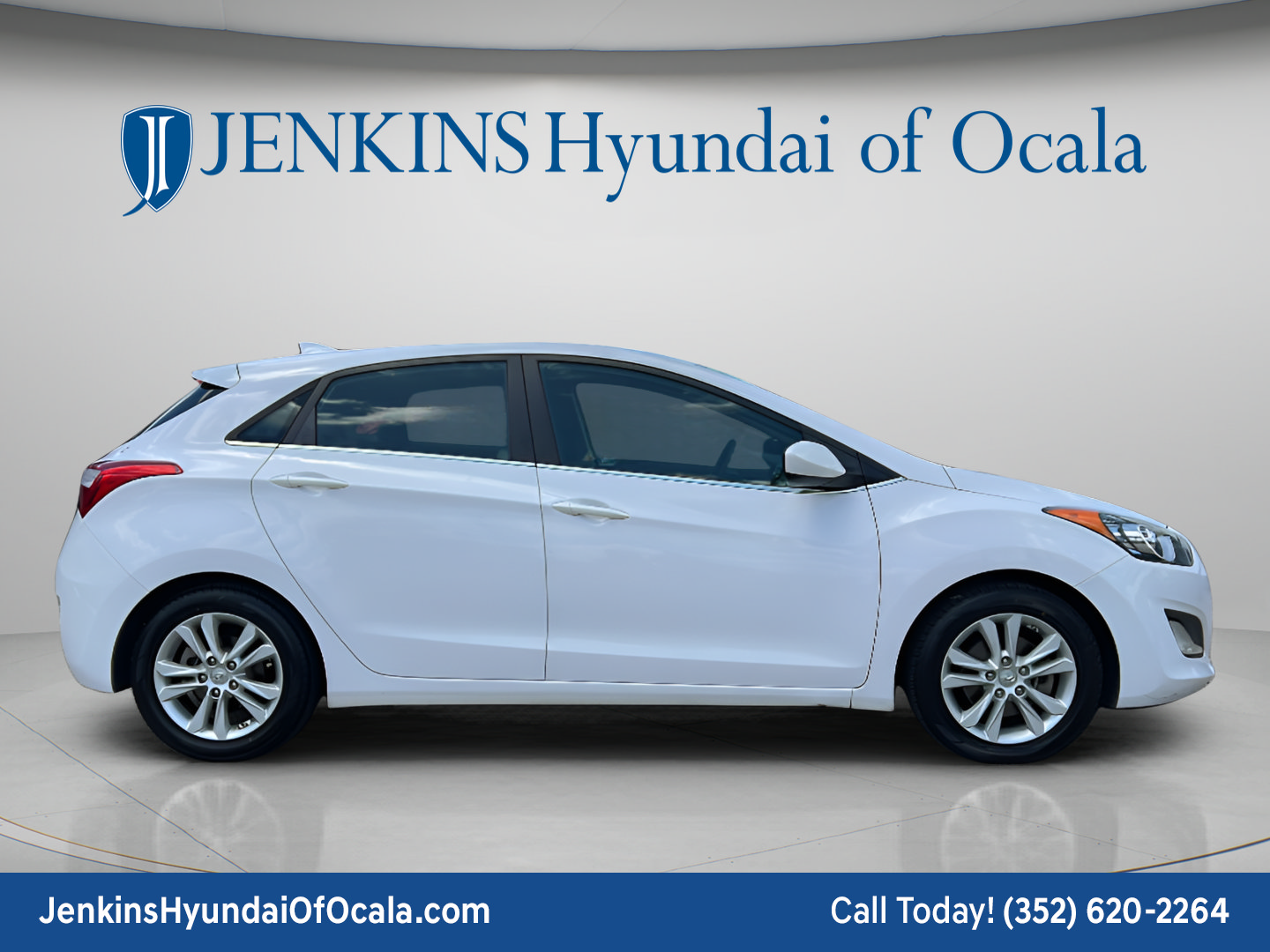 Used 2013 Hyundai Elantra GT FWD image 2