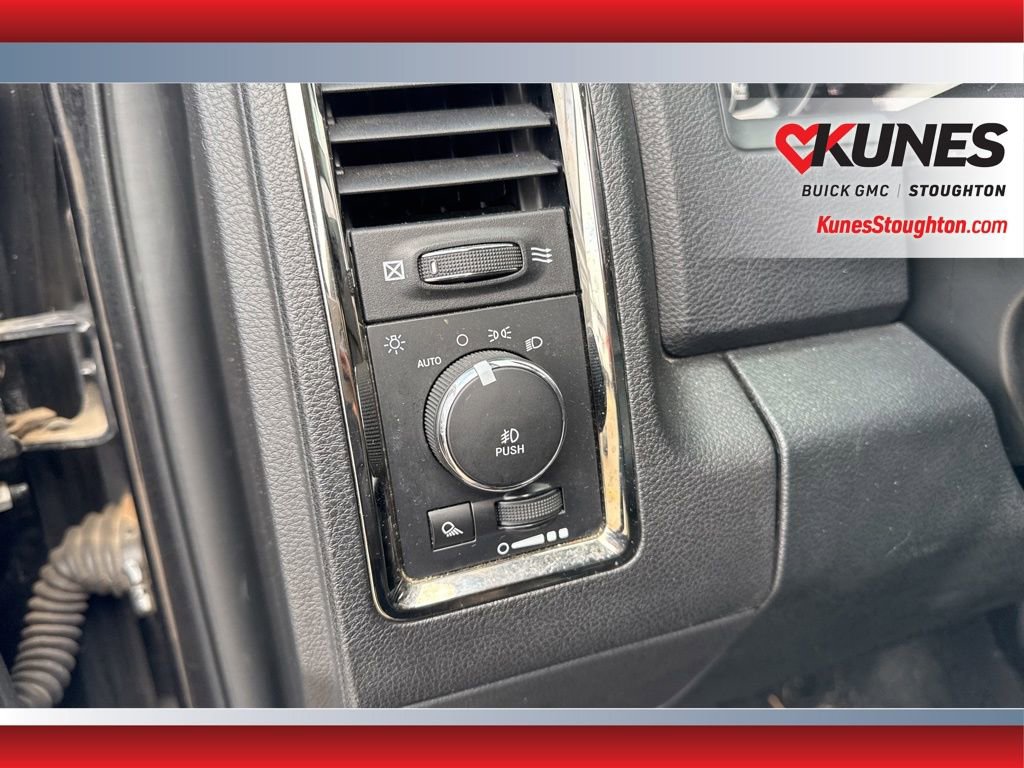 Used 2017 RAM 1500 Sport image 21