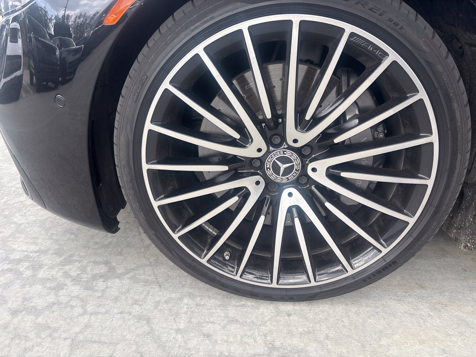 Used 2023 Mercedes-Benz S 580 4MATIC Sedan image 5