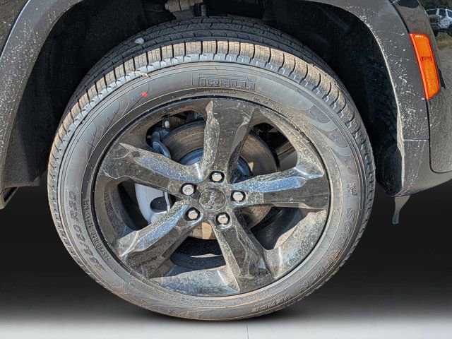 New 2026 Jeep Grand Cherokee Limited w/ Limited Altitude Package image 8