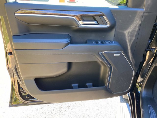 Used 2023 GMC Sierra 1500 Elevation w/ Preferred Package RWD image 12