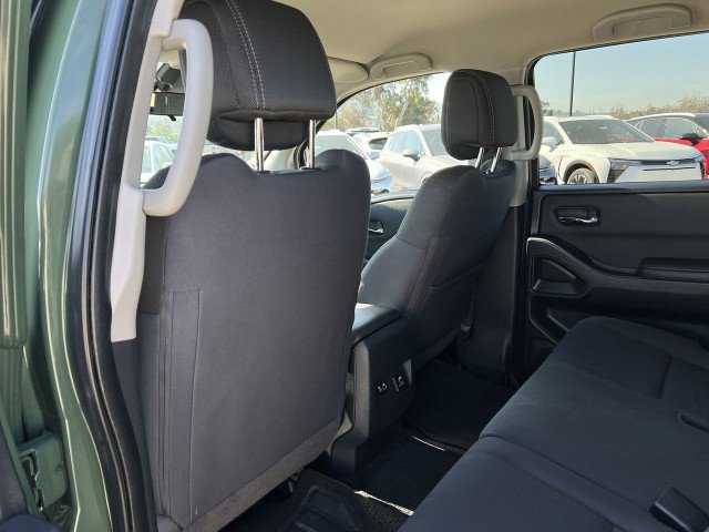 Used 2024 Nissan Frontier SV w/ SV Convenience Package image 20