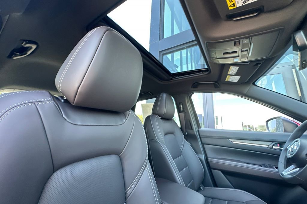 New 2025 MAZDA CX-5 Signature image 14