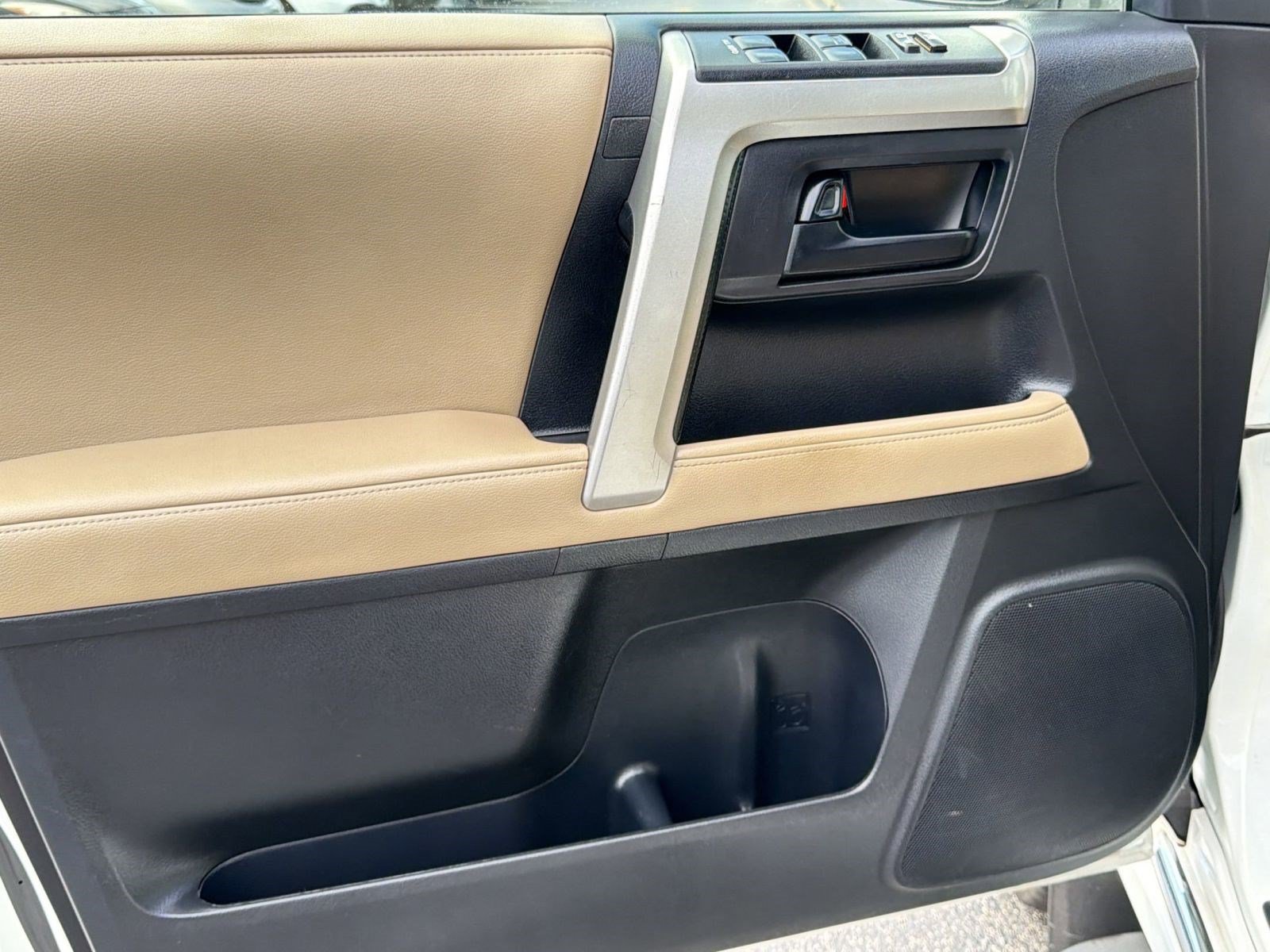 Used 2013 Toyota 4Runner SR5 w/ Convenience Pkg RWD image 21