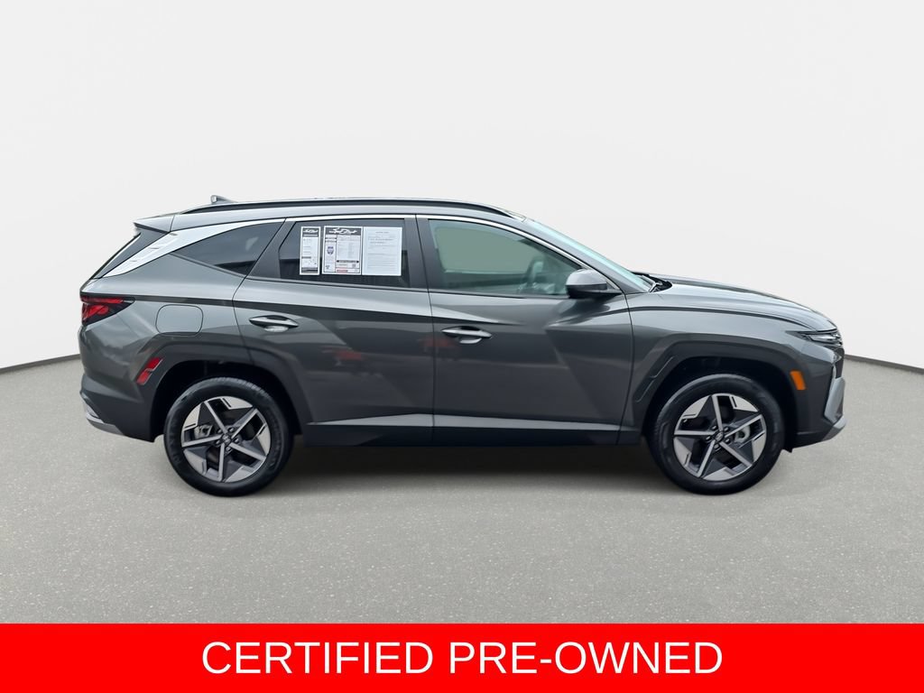 Certified 2025 Hyundai Tucson SEL AWD/4WD image 4