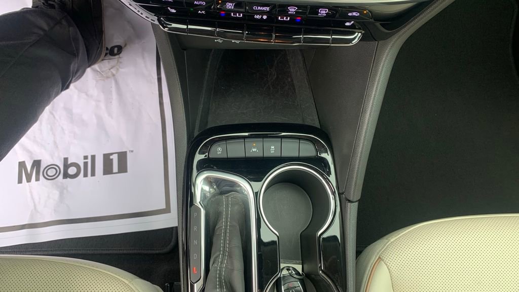 Used 2024 Buick Encore GX Avenir w/ Avenir Convenience Package image 29