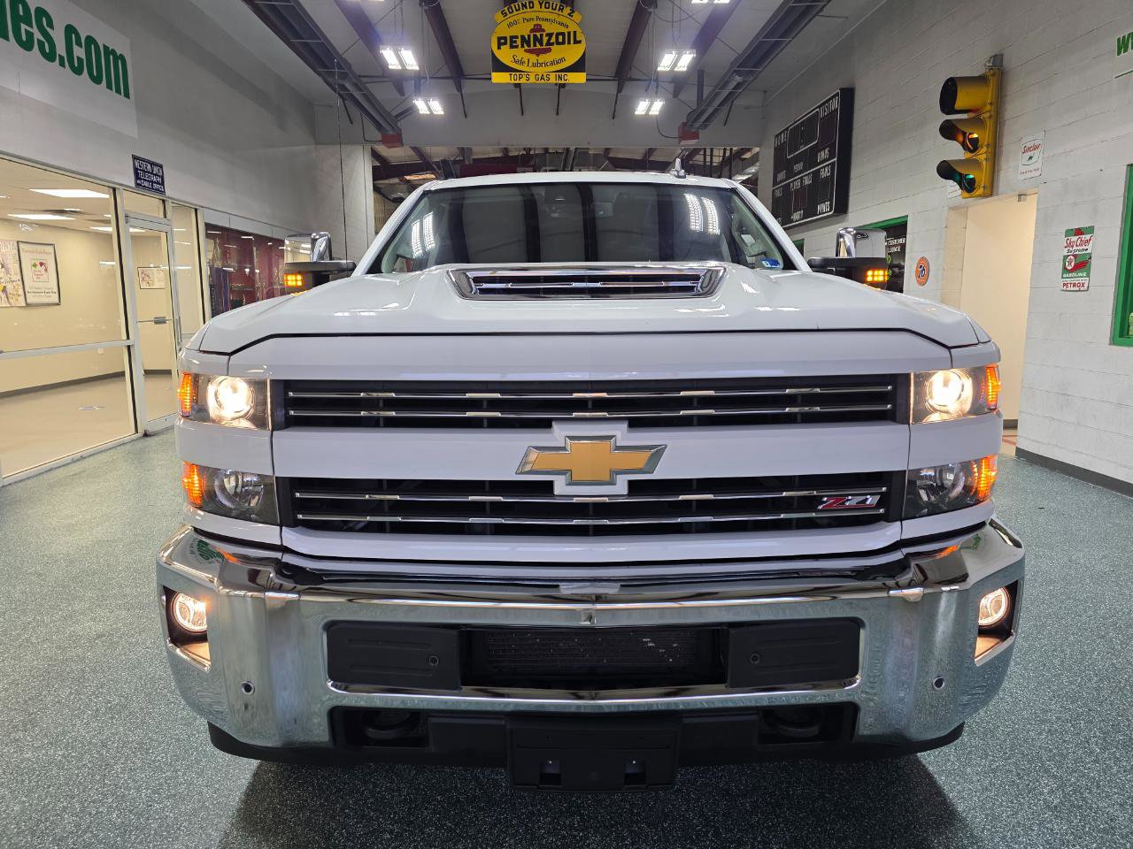 Used 2019 Chevrolet Silverado 2500 LTZ w/ Duramax Plus Package image 3