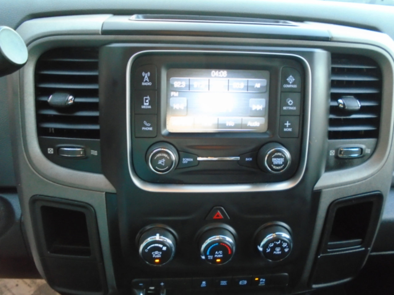 Used 2018 RAM 3500 Tradesman w/ Chrome Appearance Group image 15