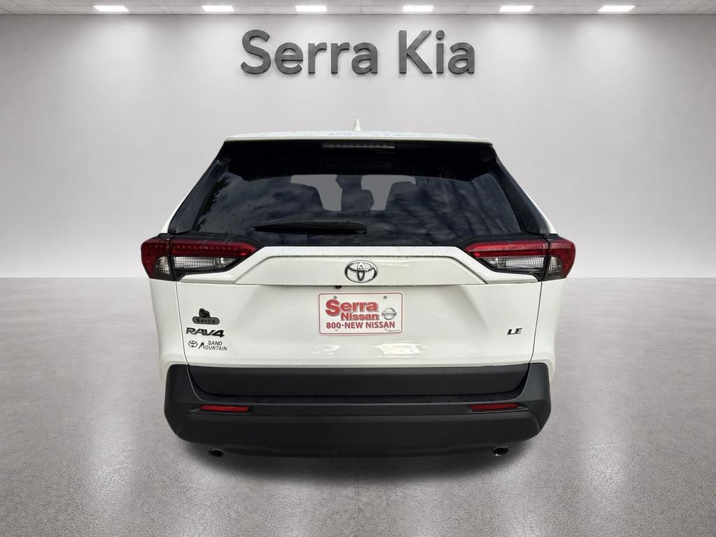 Used 2023 Toyota RAV4 LE FWD image 10