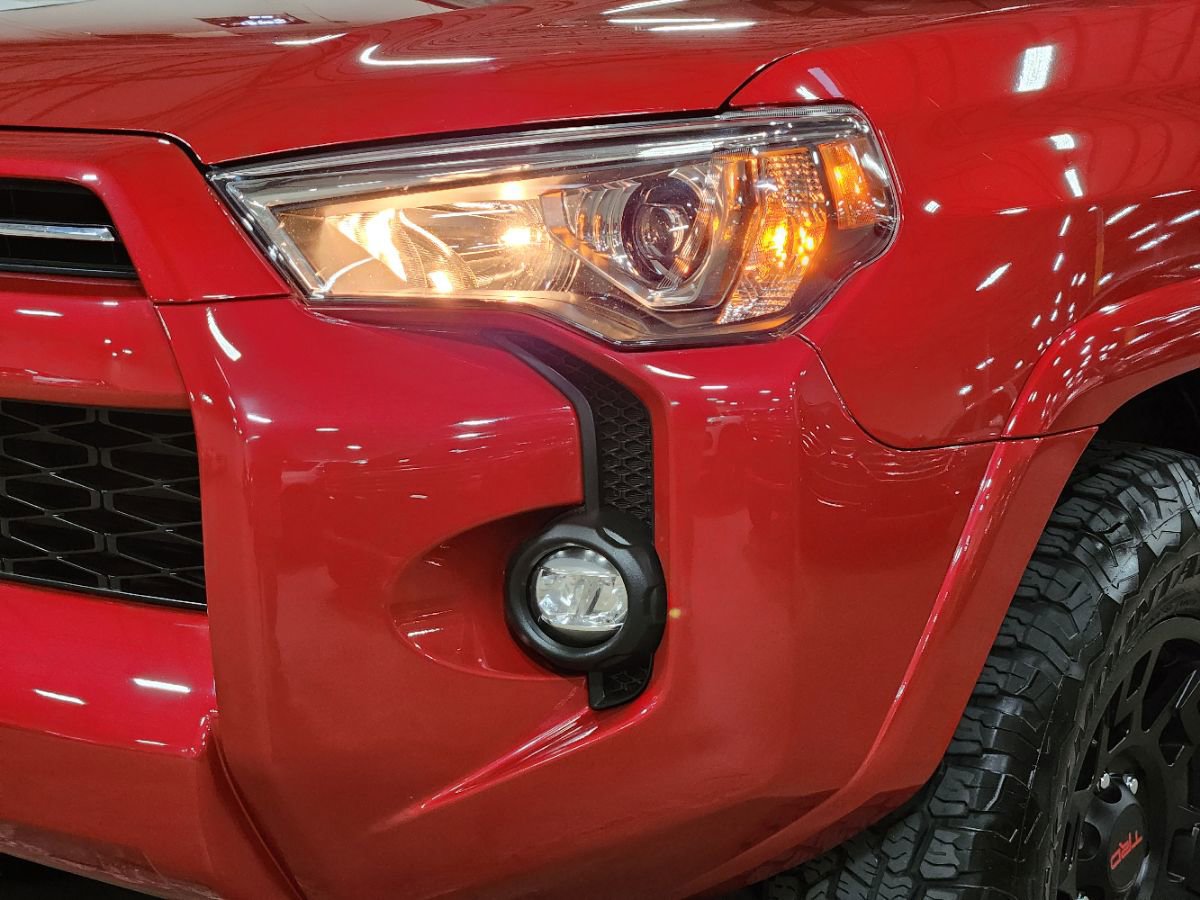 Used 2022 Toyota 4Runner SR5 Premium w/ Moonroof Package image 14