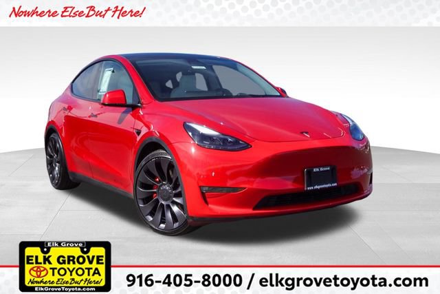 Used 2023 Tesla Model Y Performance image 1