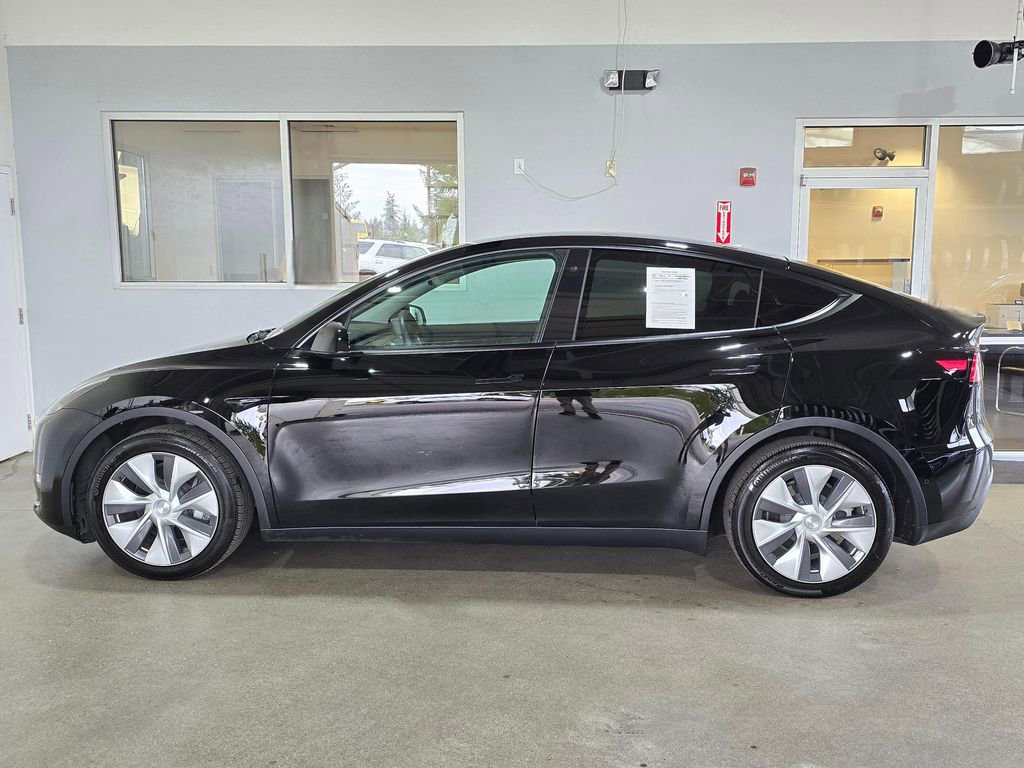 Used 2022 Tesla Model Y Long Range AWD/4WD image 7