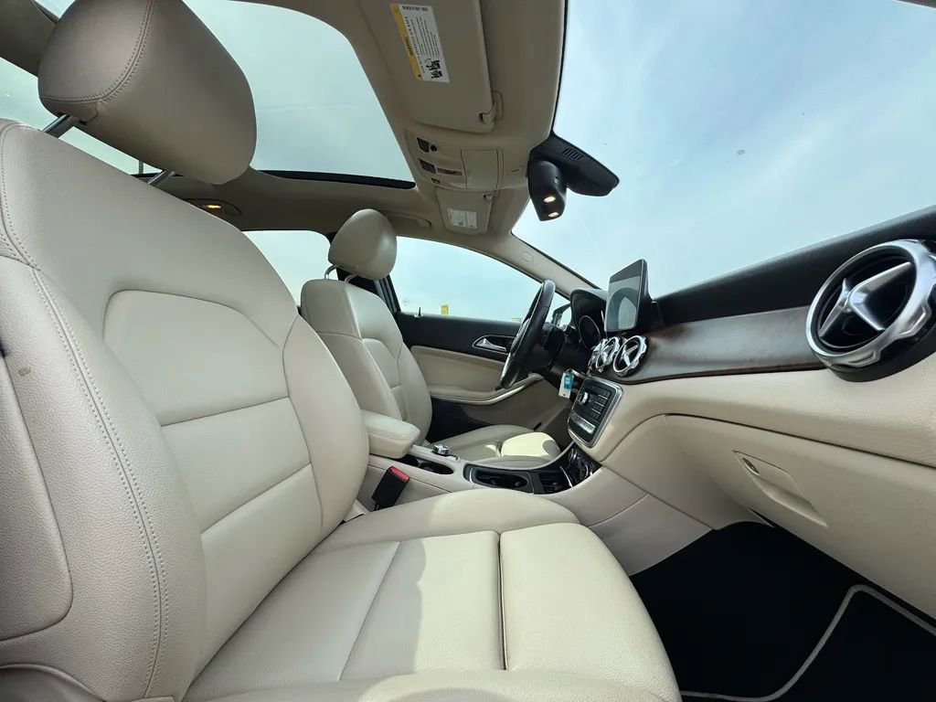 Used 2018 Mercedes-Benz GLA 250 4MATIC image 19