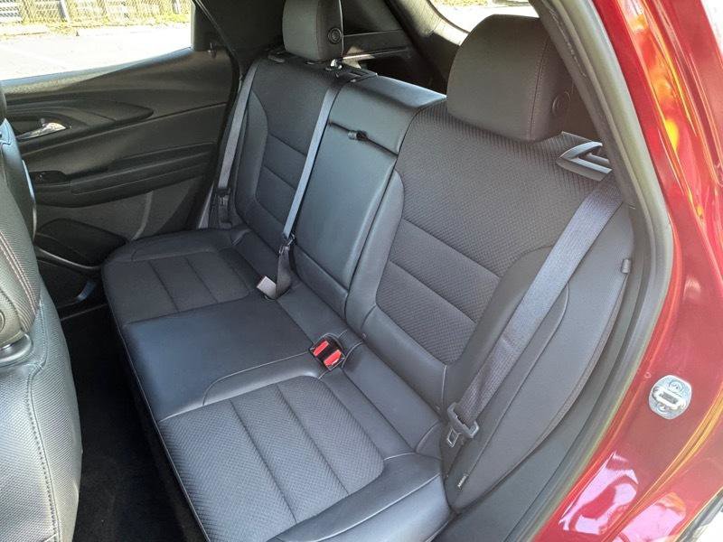 Used 2021 Chevrolet TrailBlazer RS w/ Sun and Liftgate Package image 9