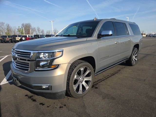 Used 2018 Chevrolet Suburban Premier image 3