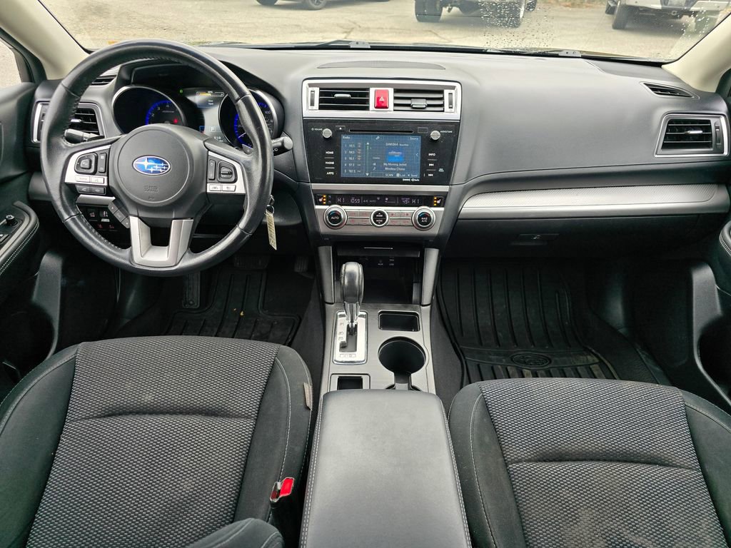 Used 2017 Subaru Outback 2.5i Premium AWD/4WD image 5