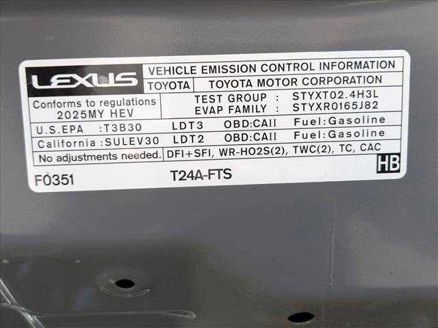 Used 2025 Lexus TX 500h AWD w/ Technology Package image 23