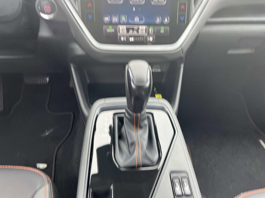 Used 2025 Subaru Crosstrek 2.5i Limited w/ Crosstrek Mirror Package image 15