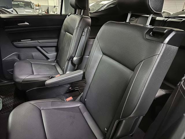Used 2021 Volkswagen Atlas SE w/ Panoramic Sunroof Package AWD/4WD image 16